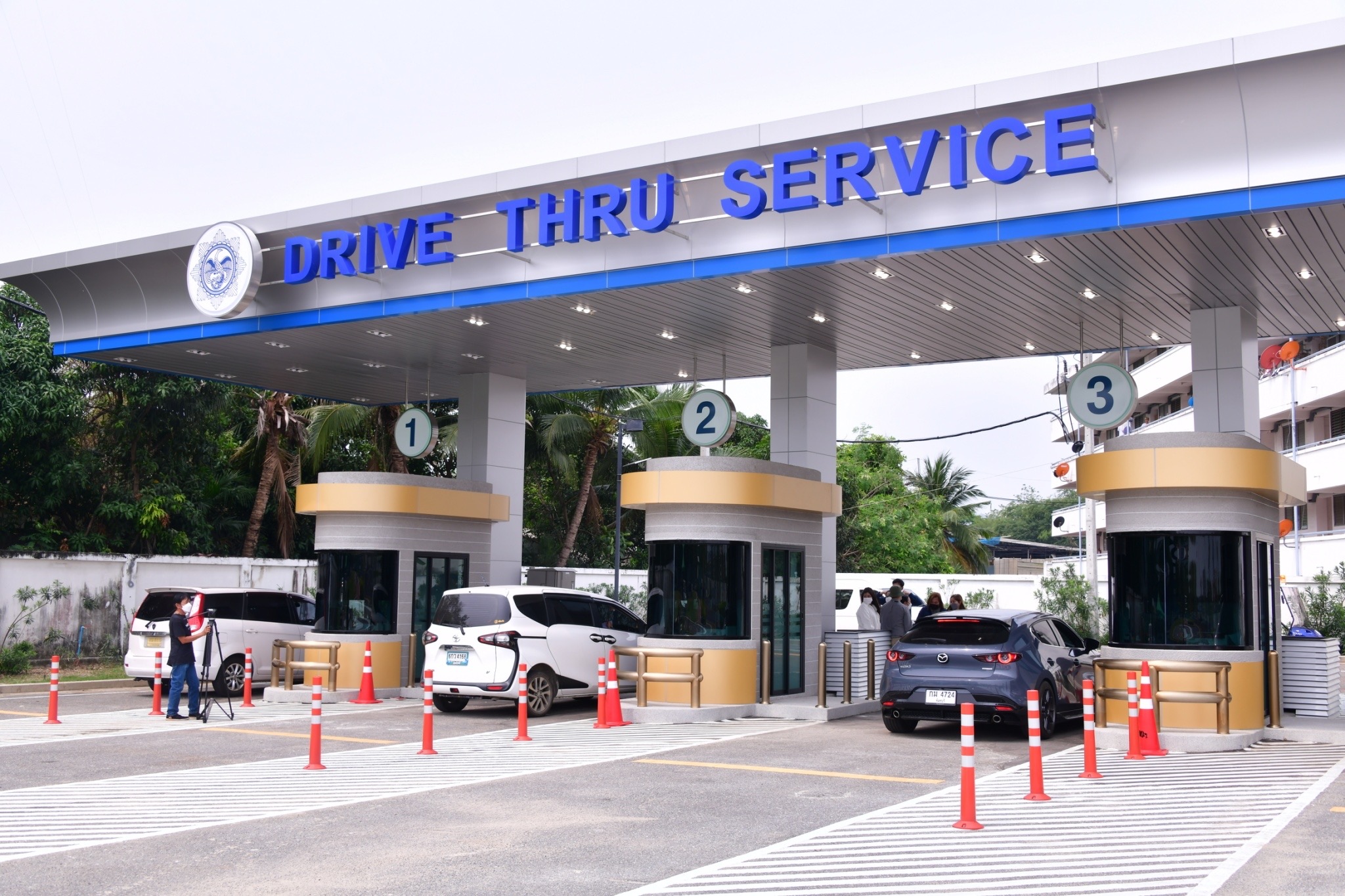 เปิดแล้ววันนี้ สำนักงานสลากฯ ให้บริการจ่ายเงินรางวัล ผ่าน Drive Thru Service