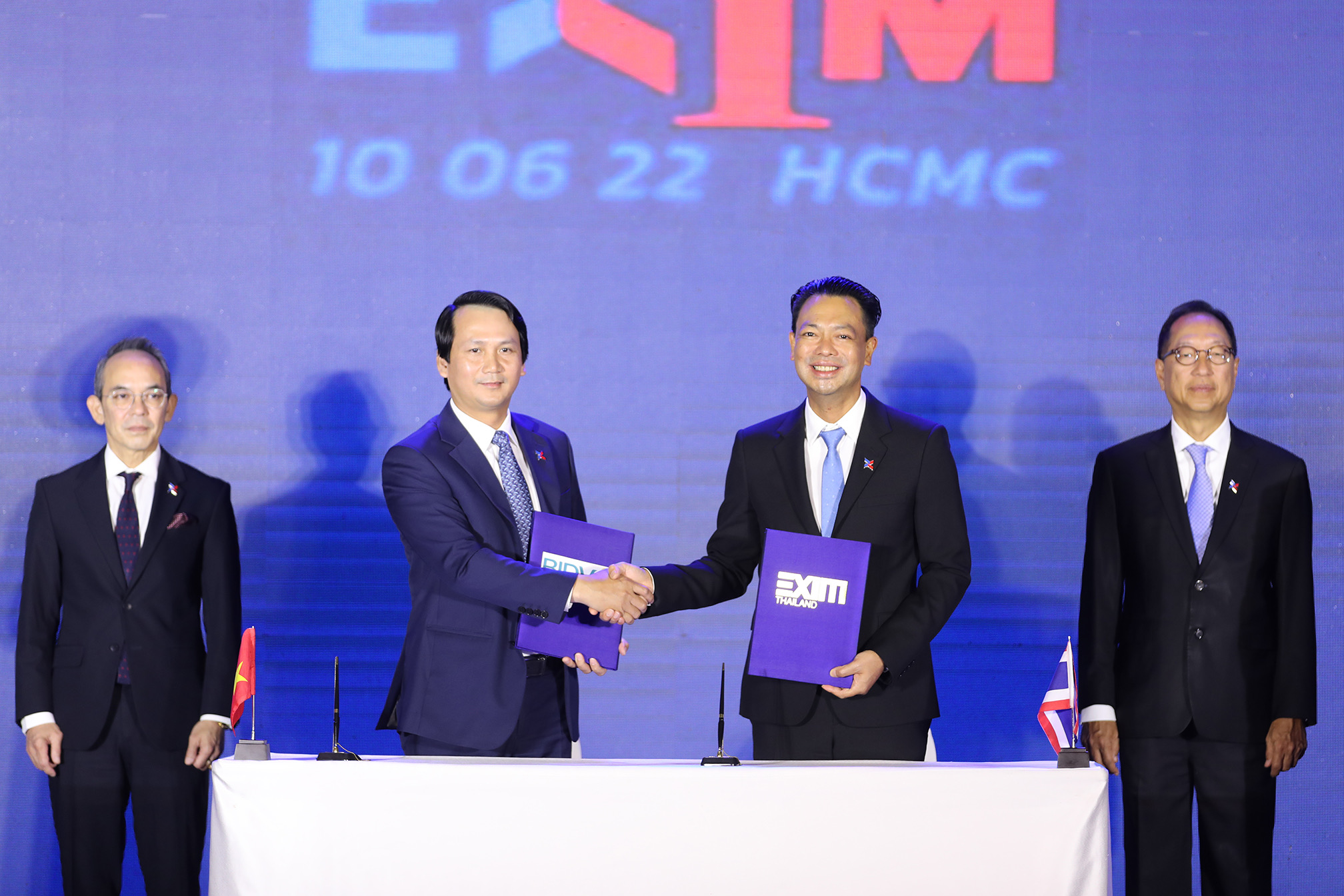 EXIM BANK สนับสนุนทางการเงิน 100 ล้านUSDให้ BIDV เสริมสภาพคล่องและศักยภาพทางธุรกิจของผู้ประกอบการไทย-เวียดนาม