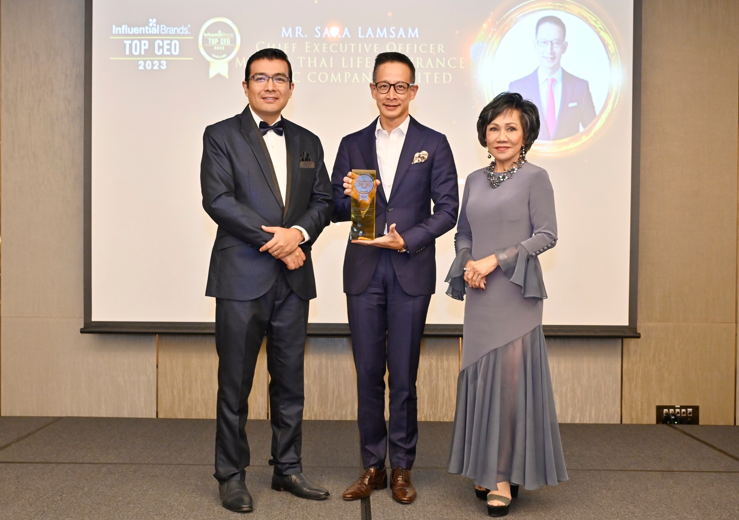 “สาระ  ล่ำซำ” รับรางวัลเกียรติยศ TOP CEO (THAILAND) 2023  ต่อเนื่องเป็นปีที่ 3